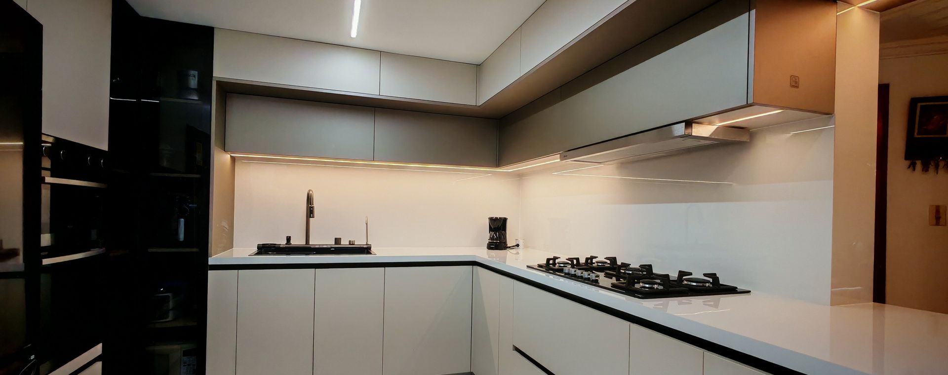 Cocina Altaviza en tonos claros